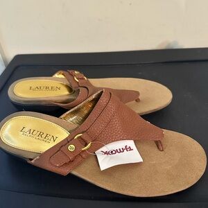 Lauren Ralph Lauren Ellah Tumbled Leather sandals 8.5